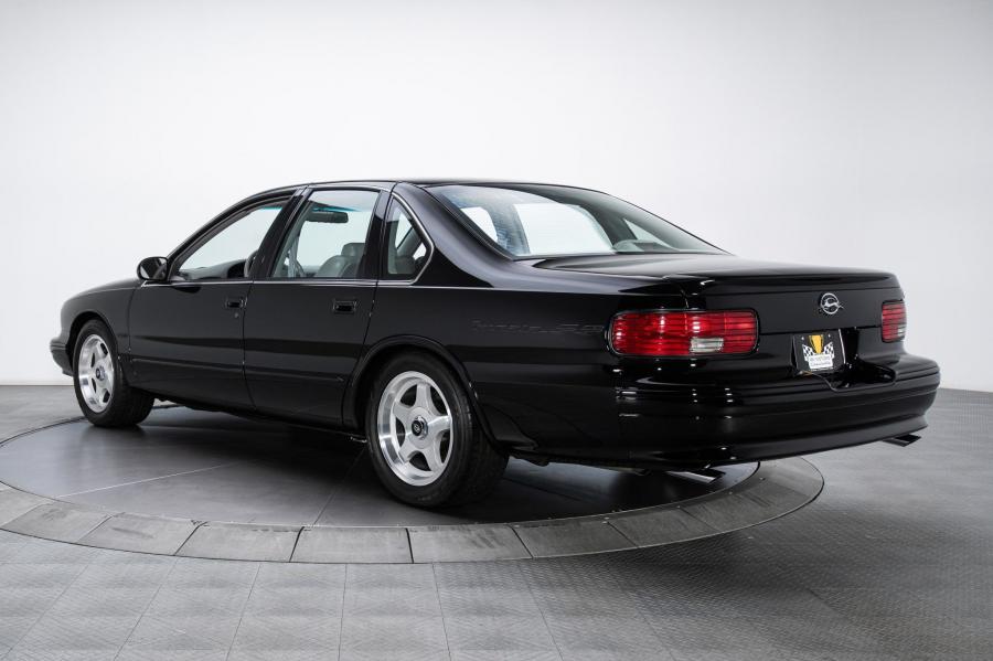  Chevrolet Impala SS 1996 года  (фото 9 из 99)